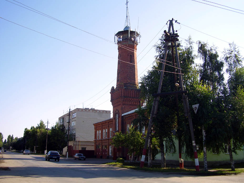 Петровск саратовской сайты. Город Петровск Саратовской области. Каланча пожарная в Саратовской области. Достопримечательности города Петровска Саратовской области.